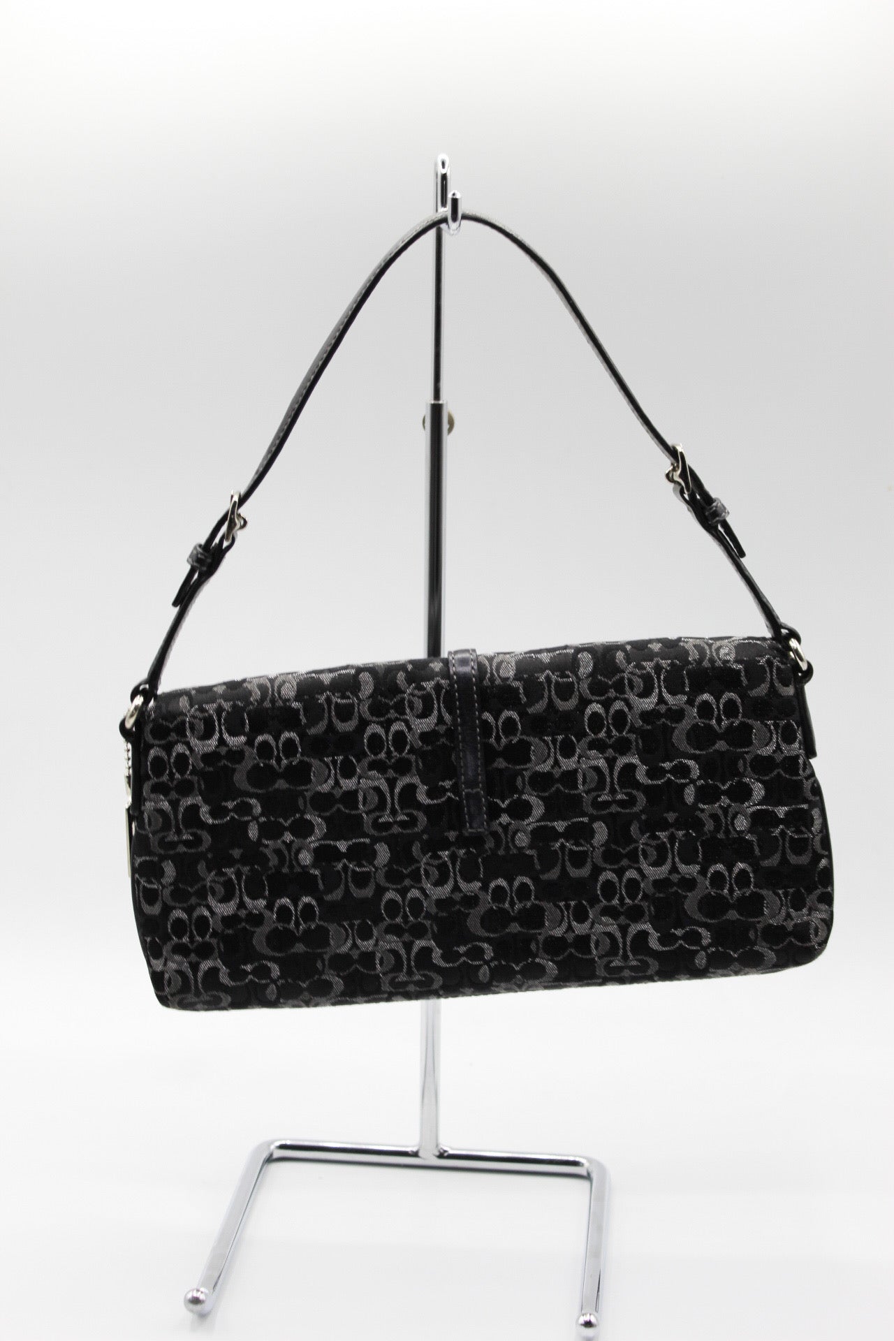 Coach 2004 Optic Signature Lurex Demi Clip Bag