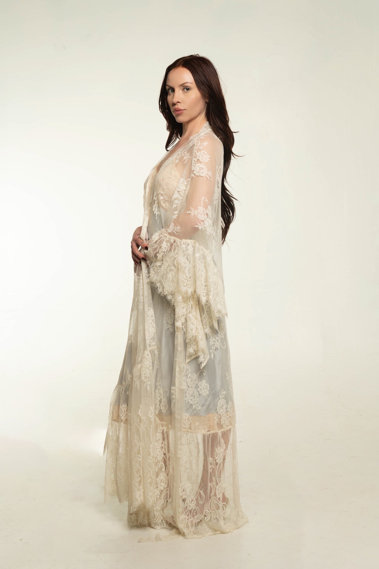 Muche & Muchette Cream Lace Robe O/S