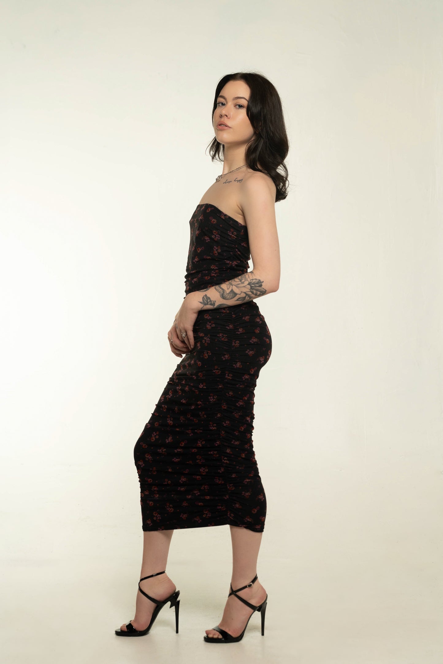 Reformation Black Floral Strapless Ruched Midi Dress Size Small