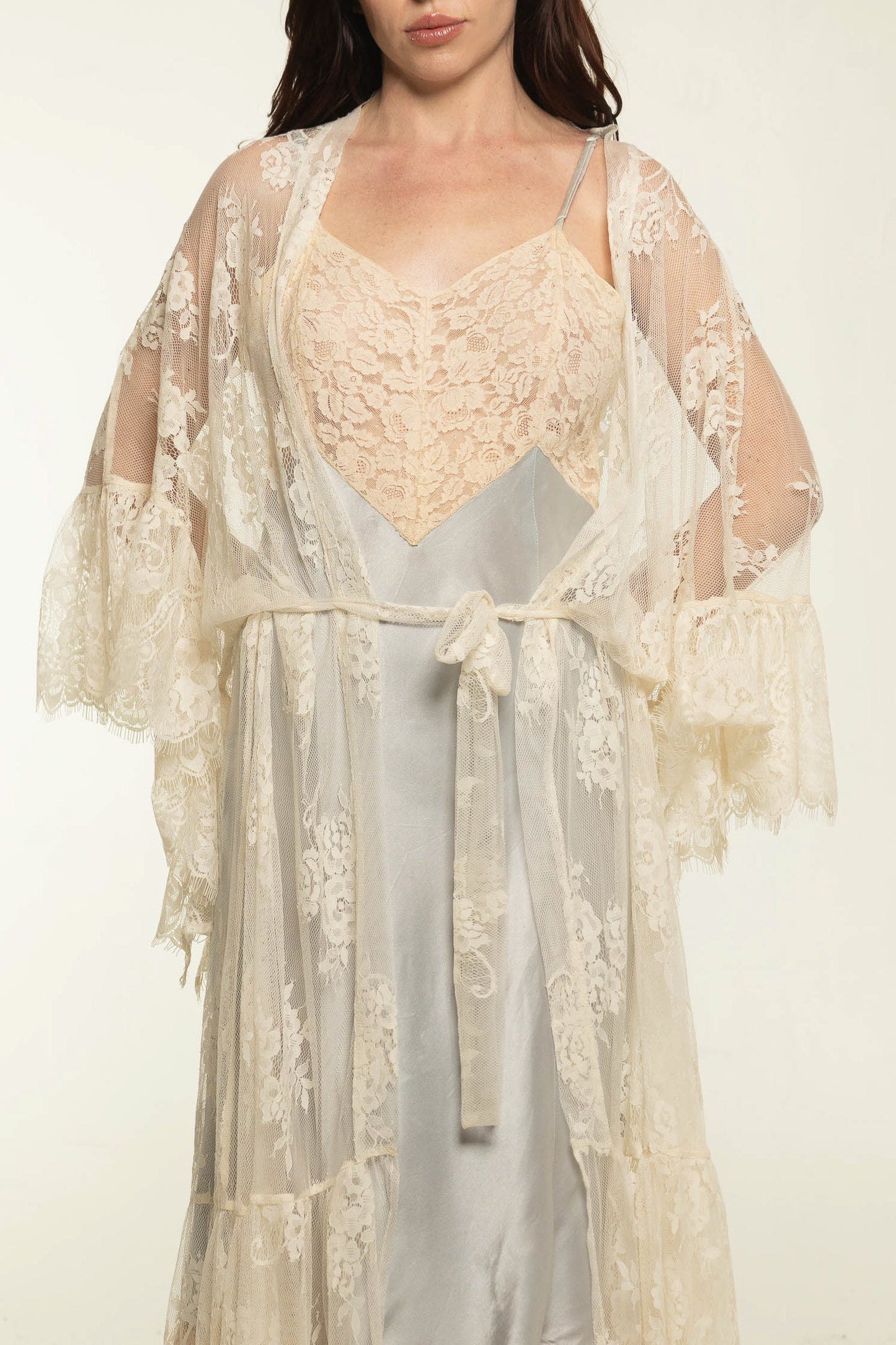 Muche & Muchette Cream Lace Robe O/S