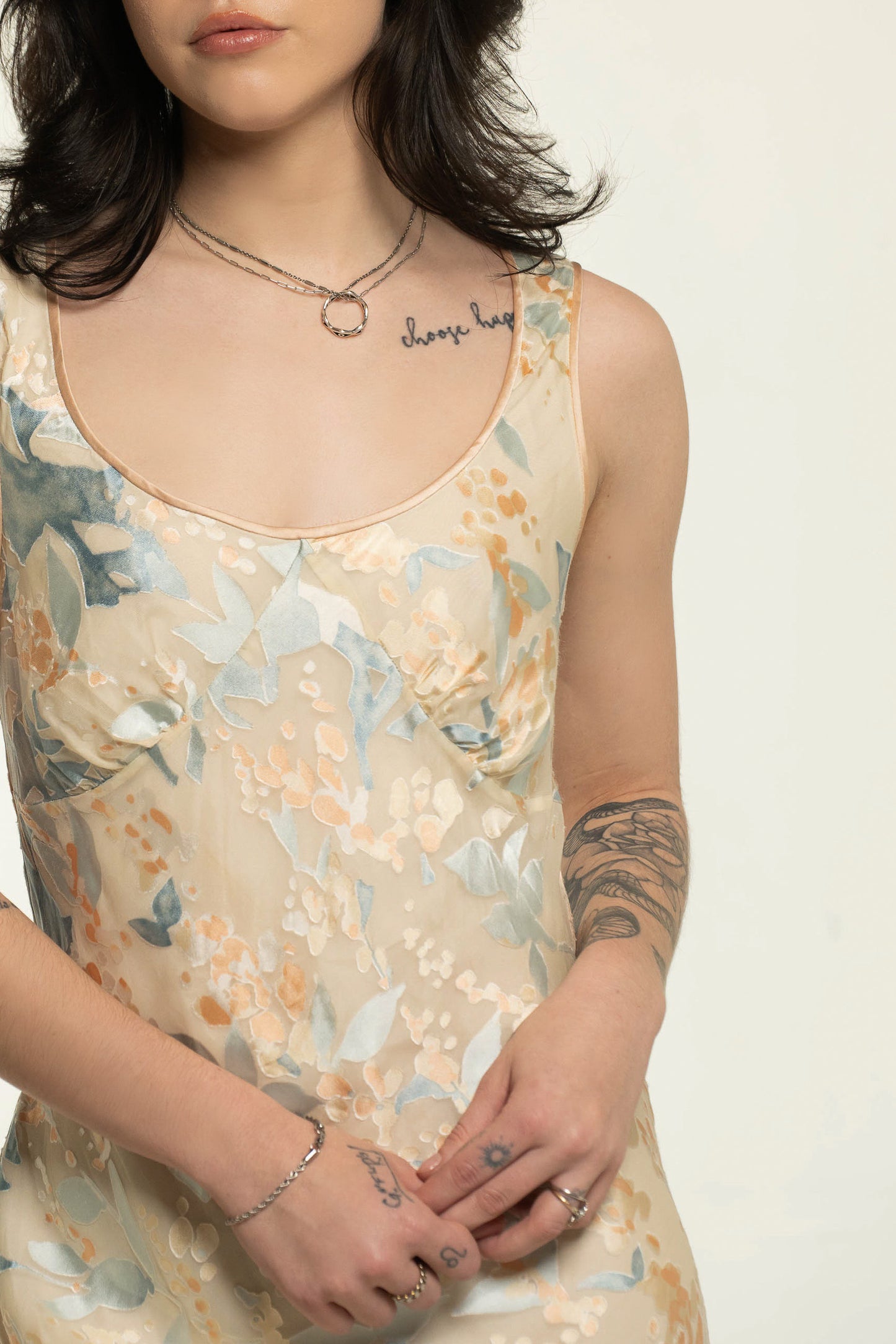 Vintage Champagne/Floral Sleeveless Maxi Dress Size Medium